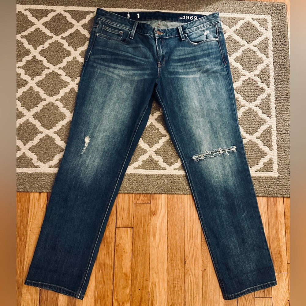 GAP Low Rise Boyfriend Jeans
